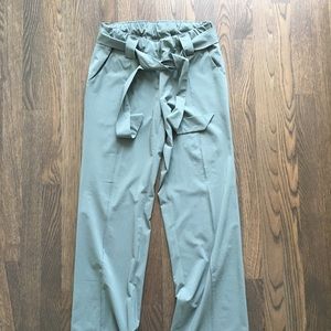 Athleta Front Tie Green Full Pant